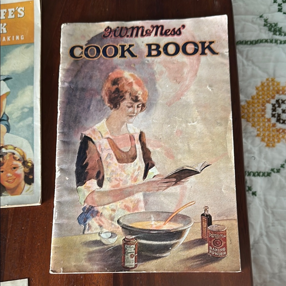 Vintage Cookbook Collection - Picture 8 of 15